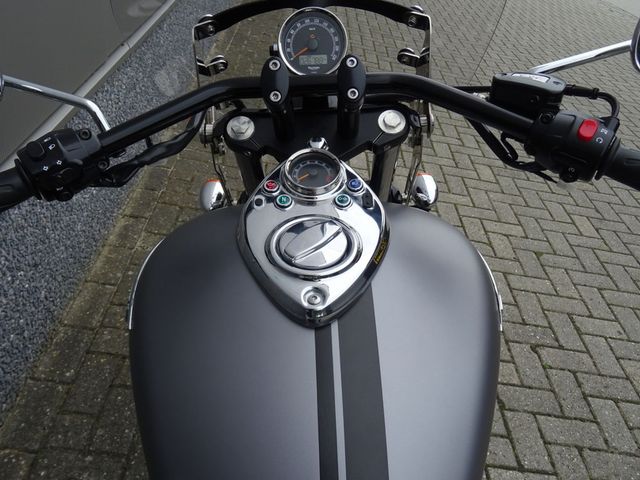 triumph - speedmaster