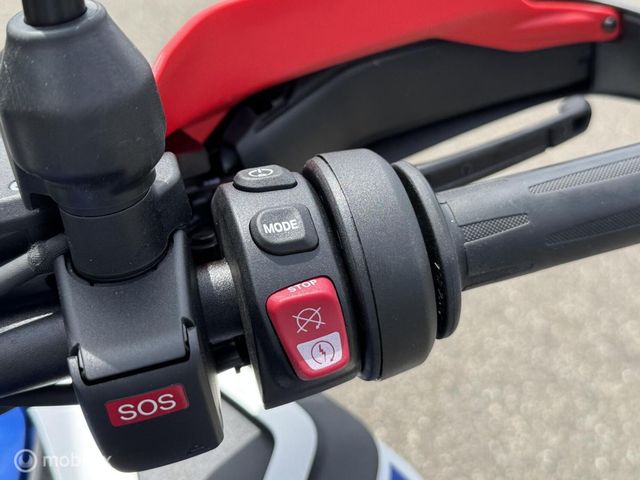 bmw - r-1300-gs-adventure