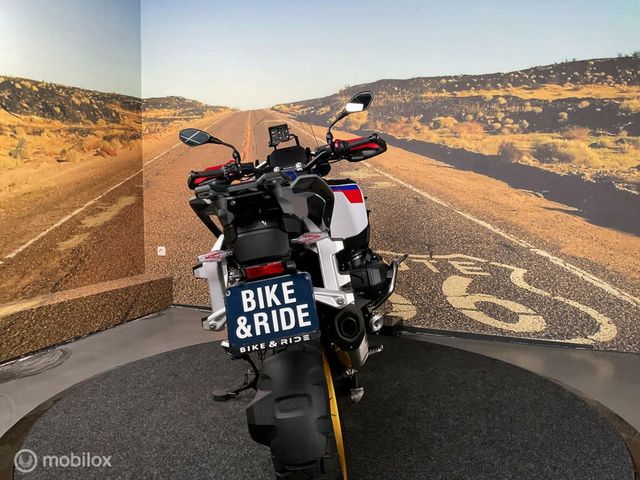 bmw - r-1300-gs-adventure