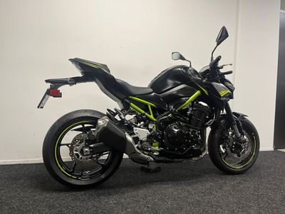 KAWASAKI Z900 – foto 3