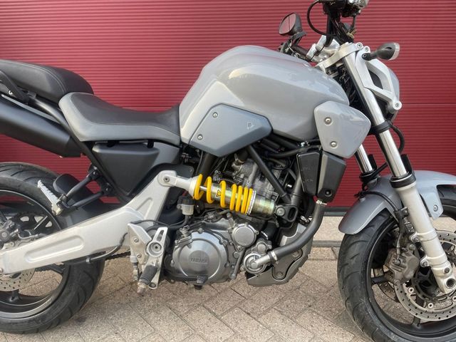 yamaha - mt-03