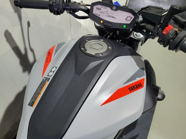yamaha - mt-07-abs