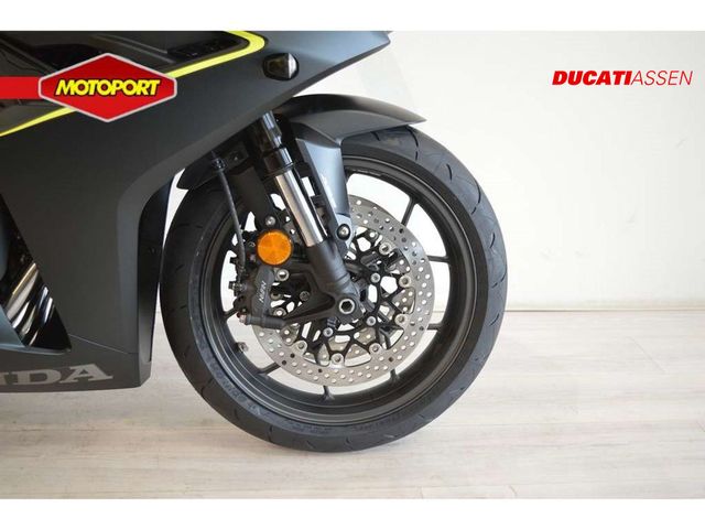 honda - cbr-650-r