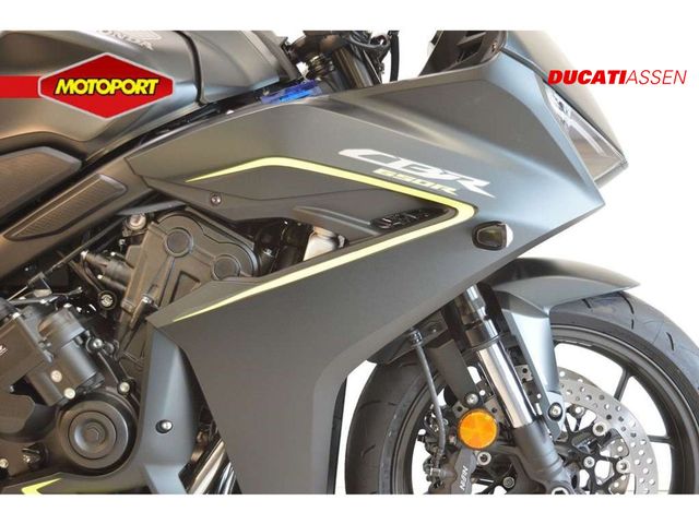 honda - cbr-650-r