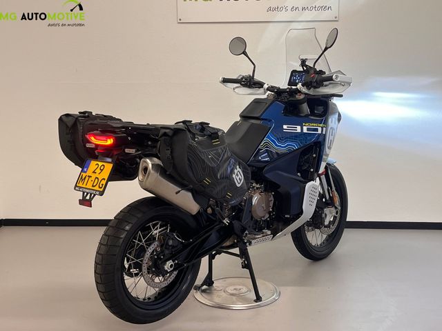 husqvarna - norden-901-expedition