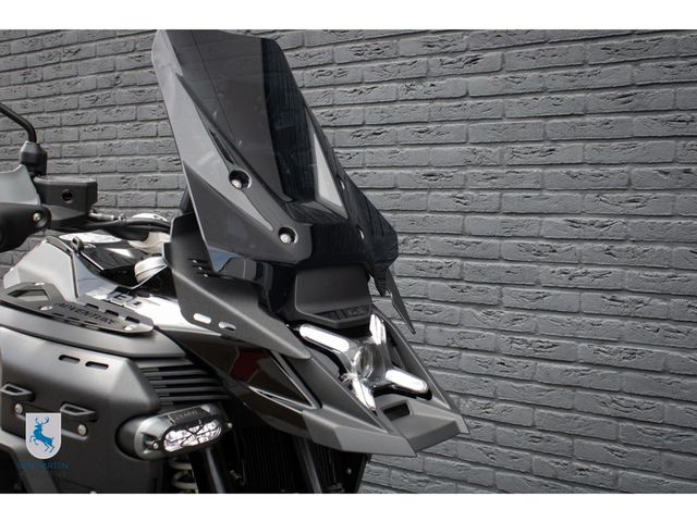 bmw - r-1300-gs-adventure-triple-black