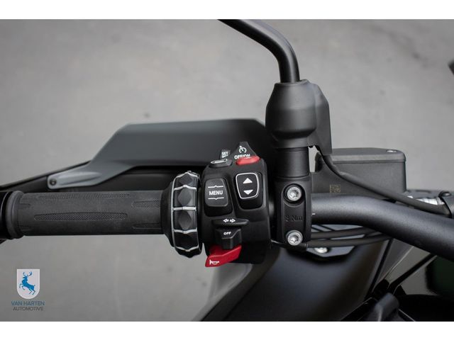 bmw - r-1300-gs-adventure-triple-black