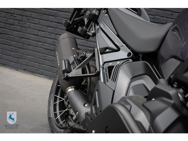 bmw - r-1300-gs-adventure-triple-black