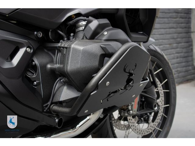 bmw - r-1300-gs-adventure-triple-black