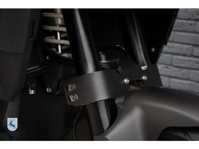 bmw - r-1300-gs-adventure-triple-black