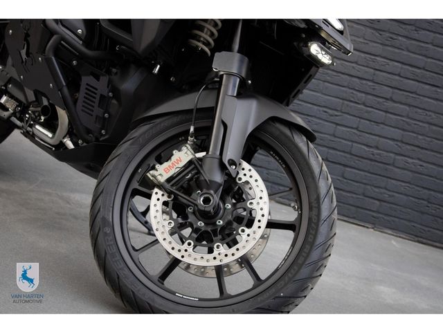 bmw - r-1300-gs-adventure-triple-black