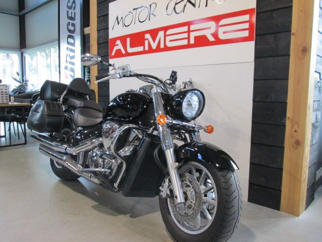 suzuki - intruder-c-1800-r