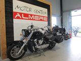 SUZUKI INTRUDER C 1800 R
