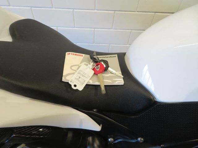 yamaha - yzf-r1