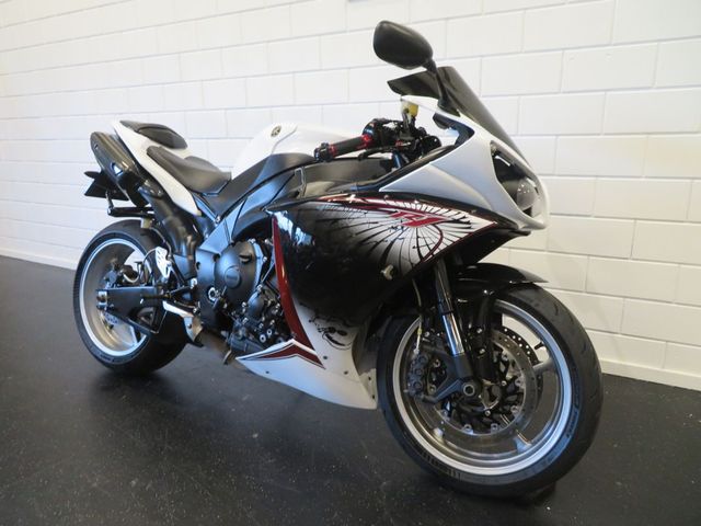 yamaha - yzf-r1