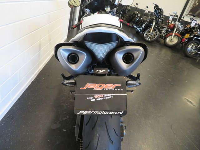 yamaha - yzf-r1