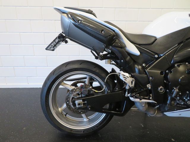 yamaha - yzf-r1