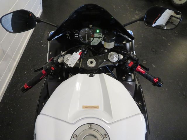 yamaha - yzf-r1