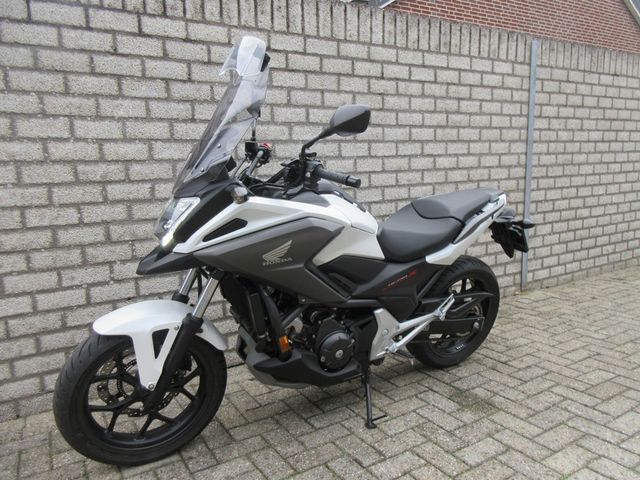 honda - nc-700-x-dct