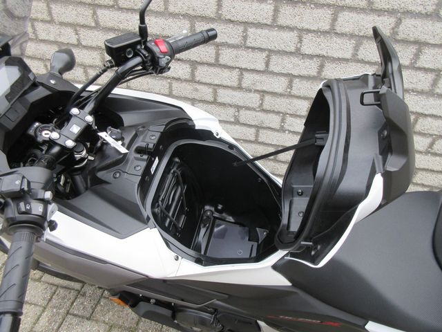 honda - nc-700-x-dct