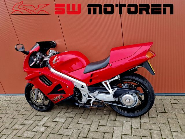 honda - vfr-750-f