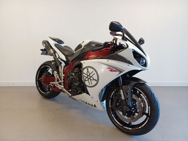 yamaha - yzf-r1