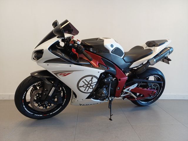yamaha - yzf-r1