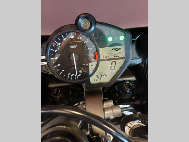yamaha - yzf-r1