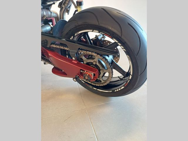 yamaha - yzf-r1