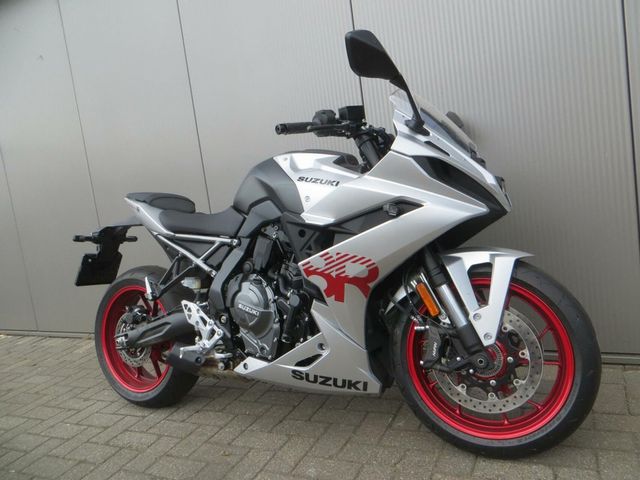 suzuki - gsx-8r