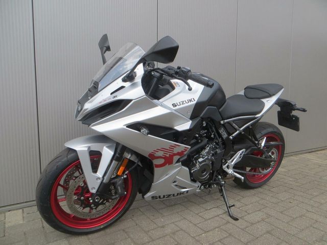 suzuki - gsx-8r