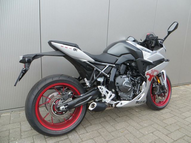 suzuki - gsx-8r