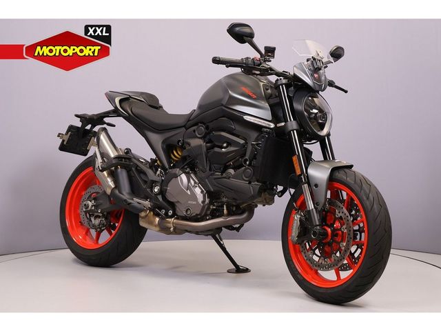ducati - monster--