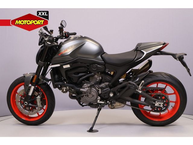 ducati - monster--
