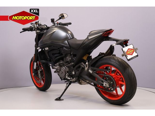 ducati - monster--