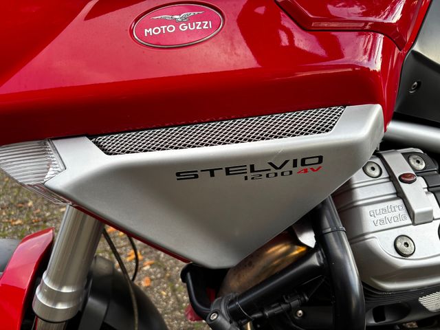 moto-guzzi - stelvio-1200-4v