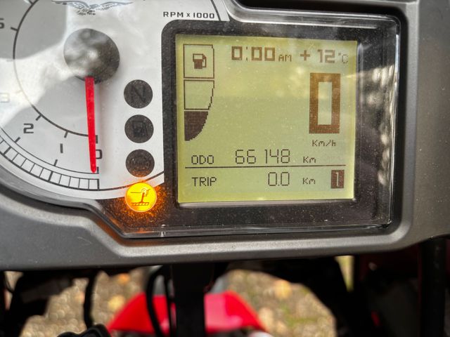 moto-guzzi - stelvio-1200-4v