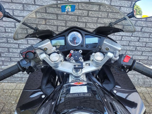 honda - vfr-800