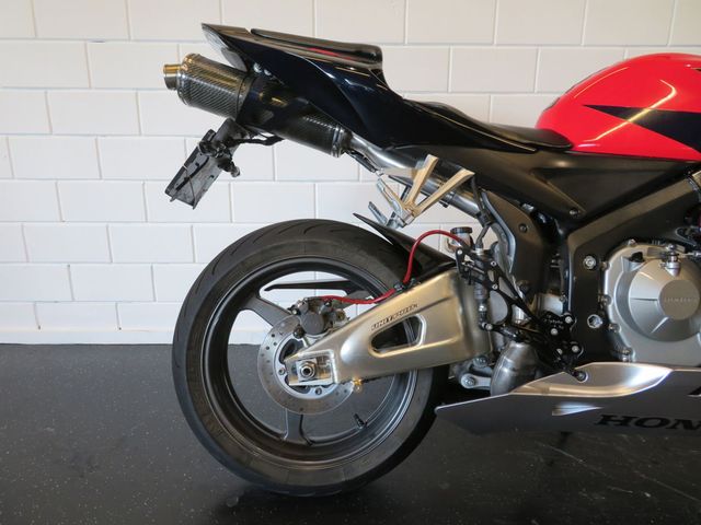 honda - cbr-600-rr