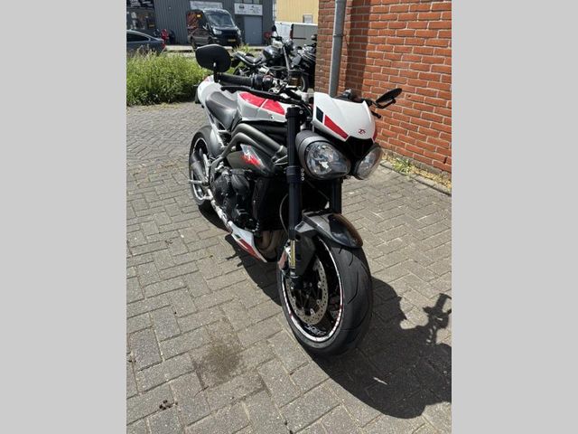 triumph - speed-triple-rs