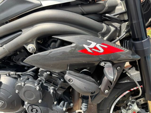 triumph - speed-triple-rs