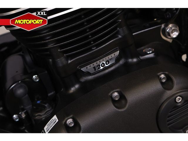 triumph - bonneville-t-120-black