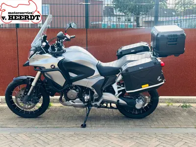 HONDA VFR 1200 X CROSSTOURER – foto 4