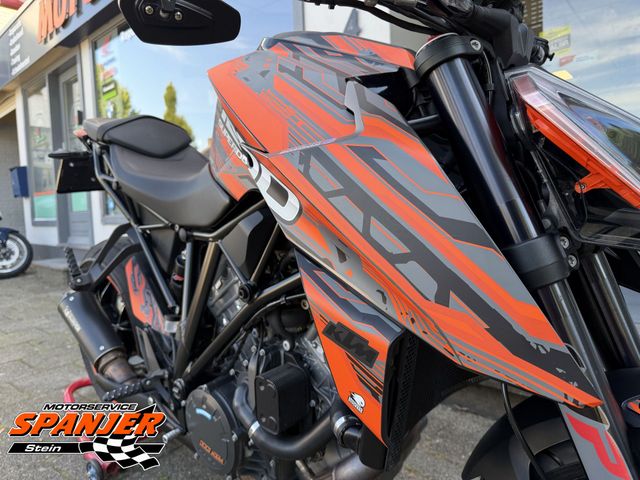 ktm - 1290-super-duke-r