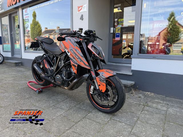 ktm - 1290-super-duke-r