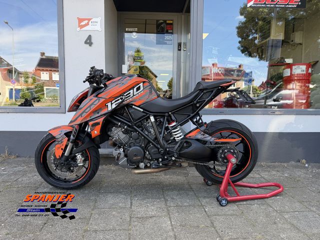 ktm - 1290-super-duke-r