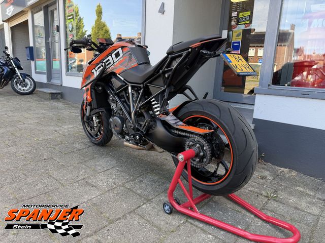 ktm - 1290-super-duke-r