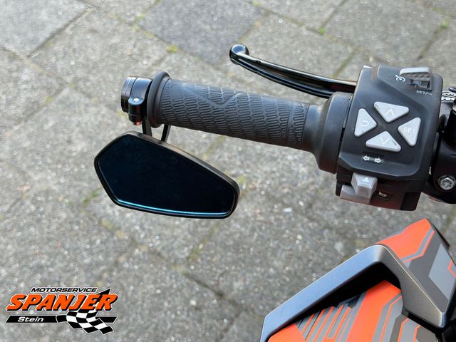 ktm - 1290-super-duke-r