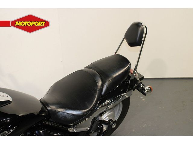 suzuki - new-intruder-m-800