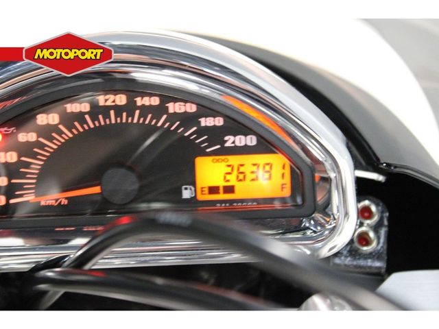 suzuki - new-intruder-m-800